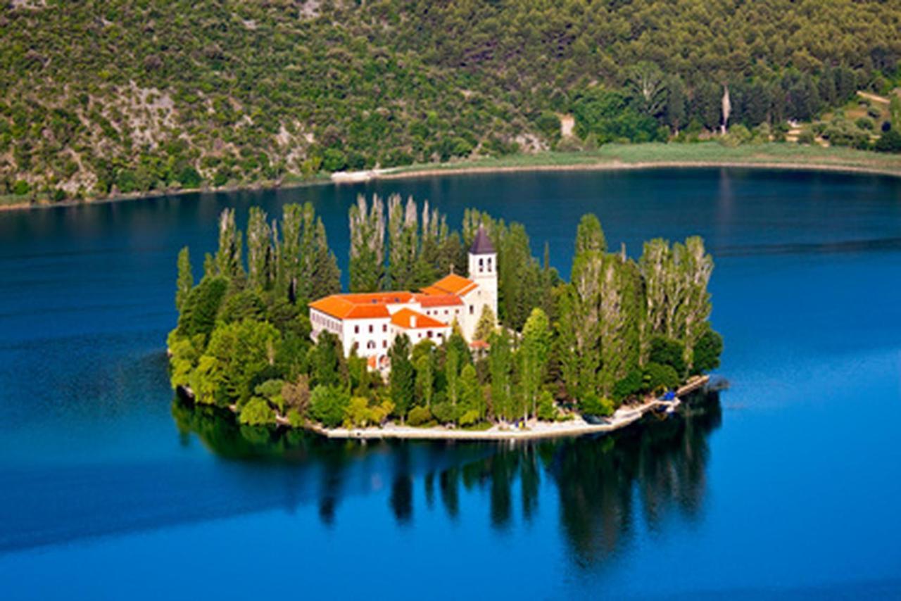 Villa Robinson Tkon Esterno foto
